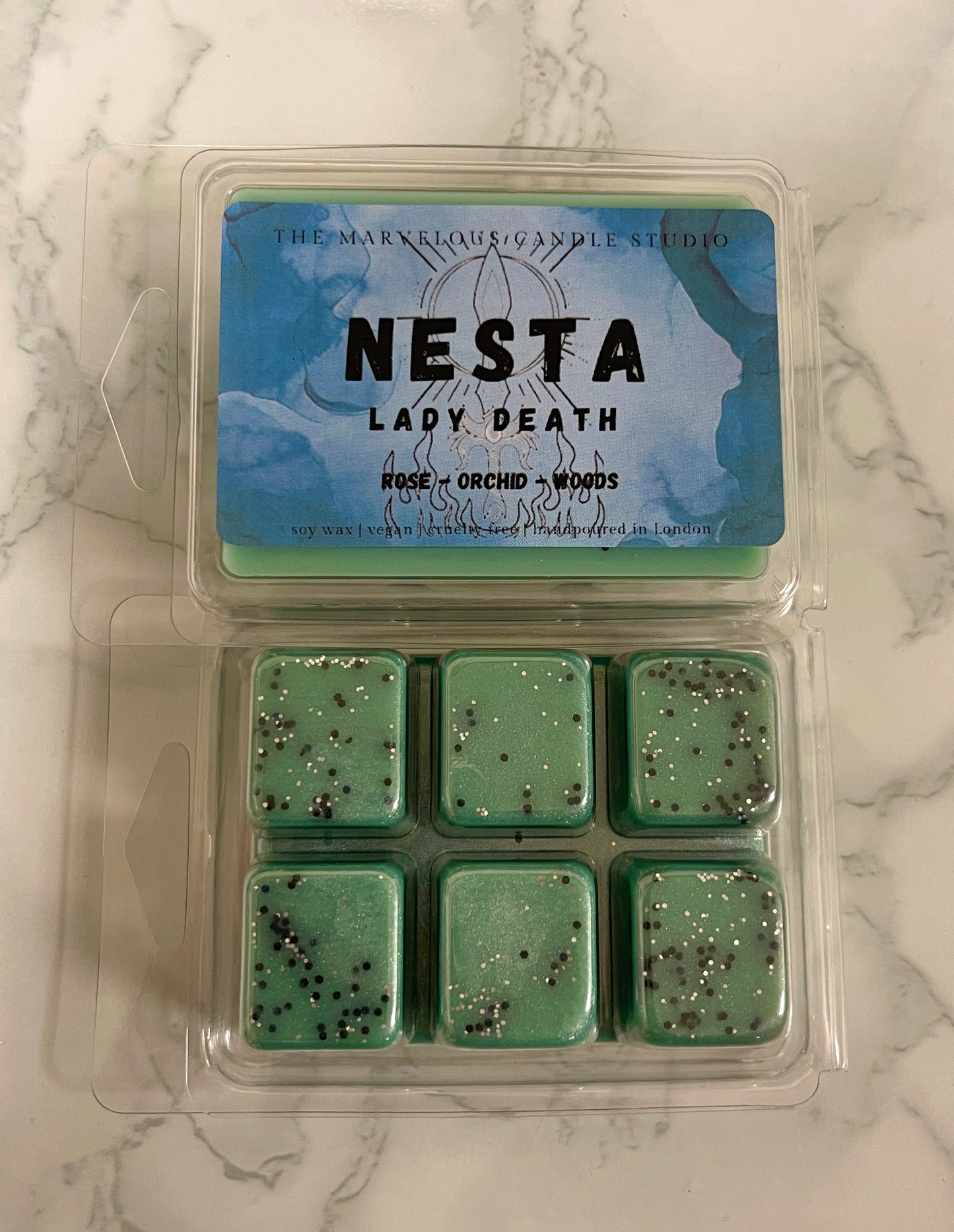 Nesta Archeron Kerze