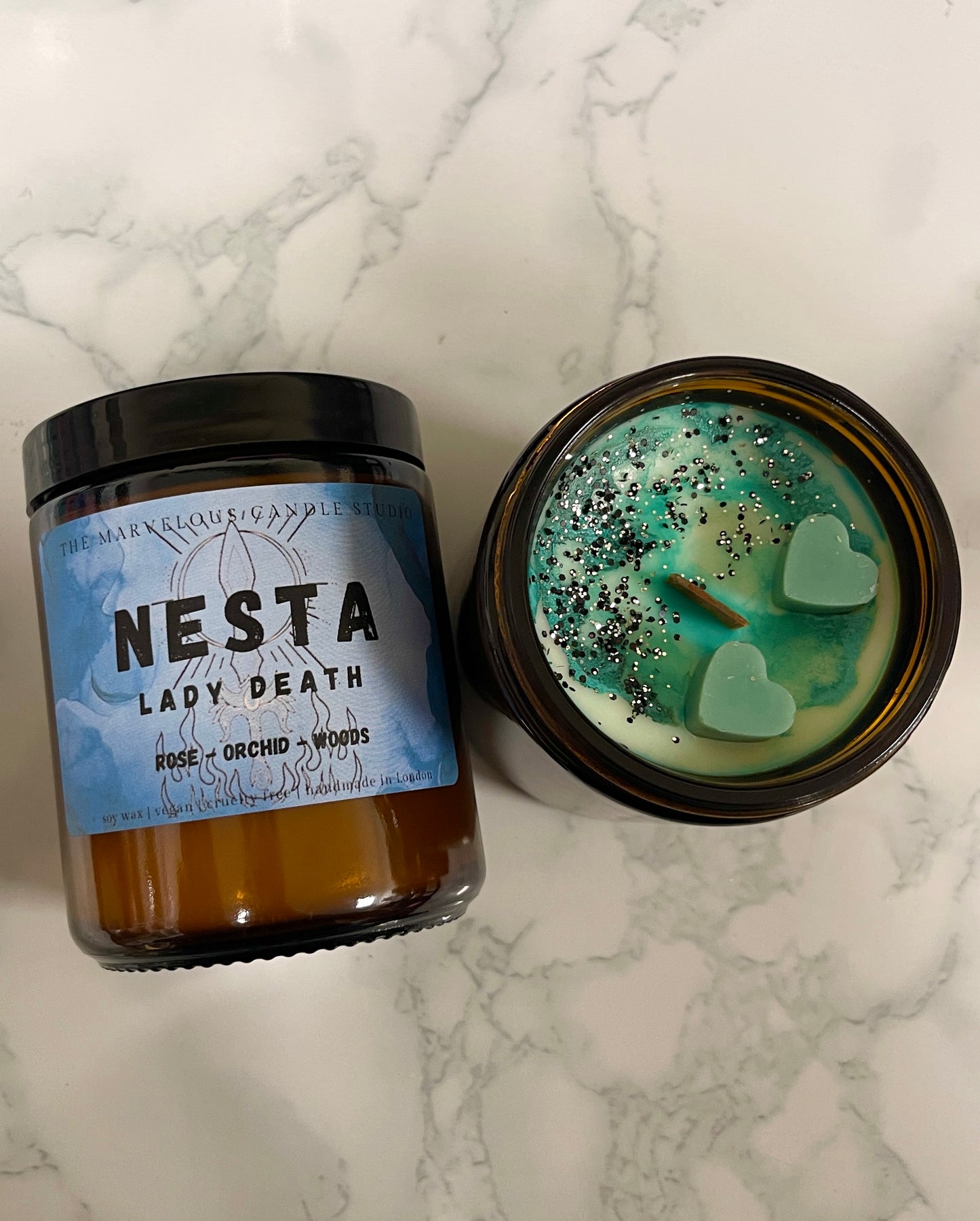 Nesta Archeron Kerze