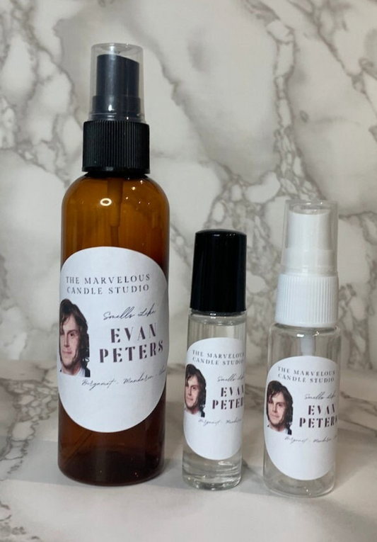 Perfumes y aerosoles para habitaciones de Evan Peters