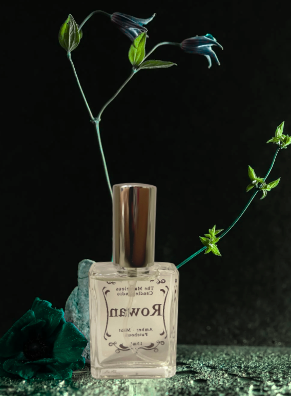 Rowan Whitethorn Perfume | Throne Of Glass